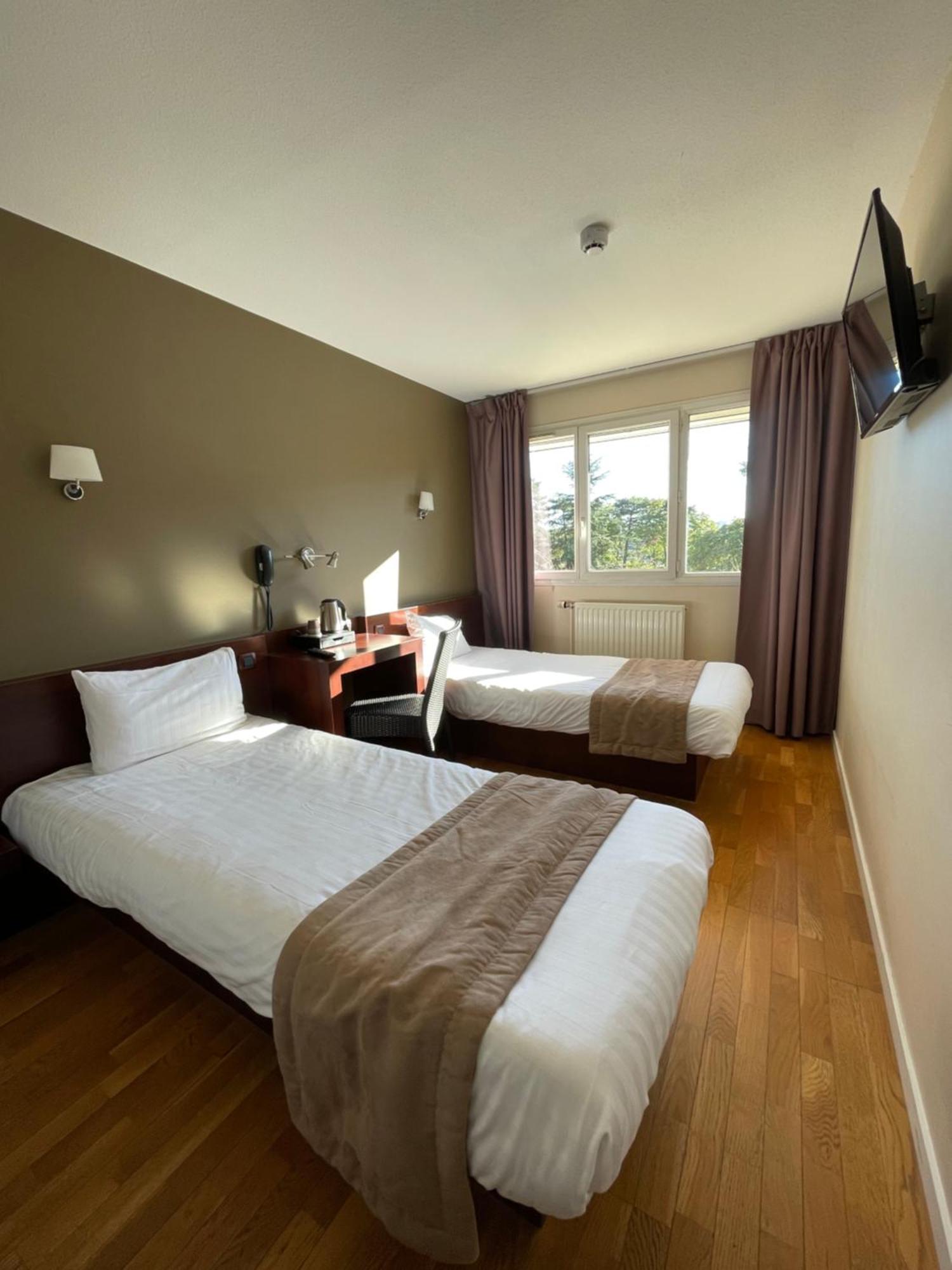 Hotel Valpre Écully Buitenkant foto