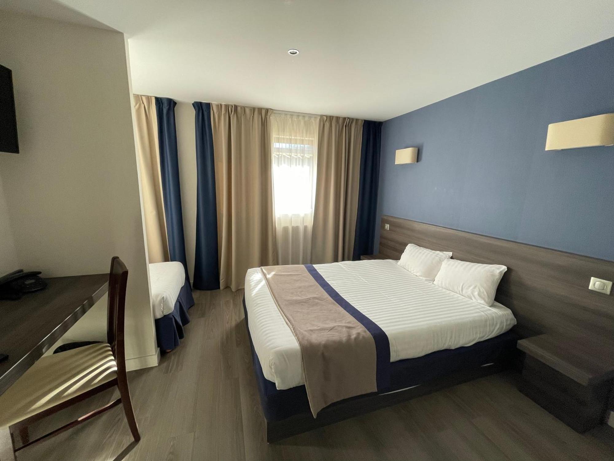 Hotel Valpre Écully Buitenkant foto